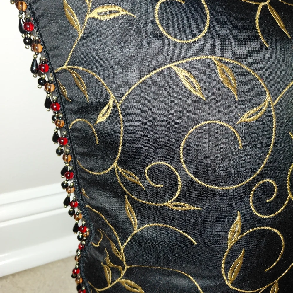 EUC Vintage Regal Noir Gold Embroidered Silk Beaded Accent Pillow